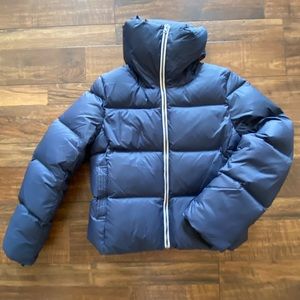 Down puffer jacket in Navy Blue